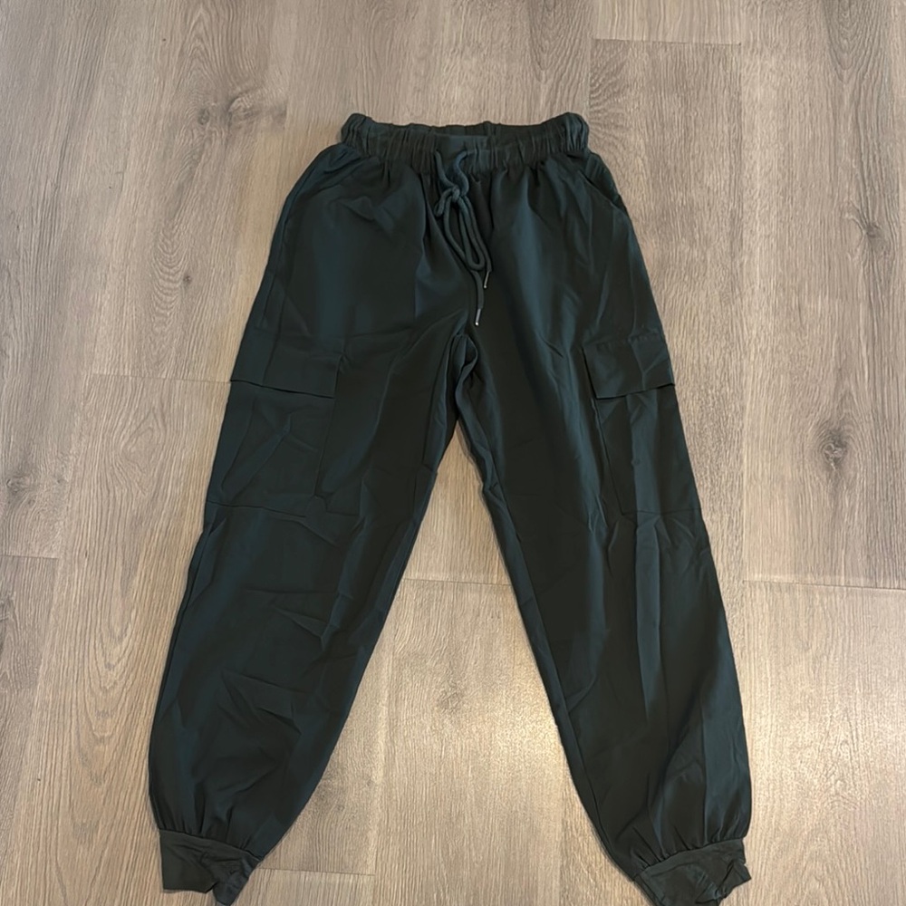 Stylish green Cargo Joggers